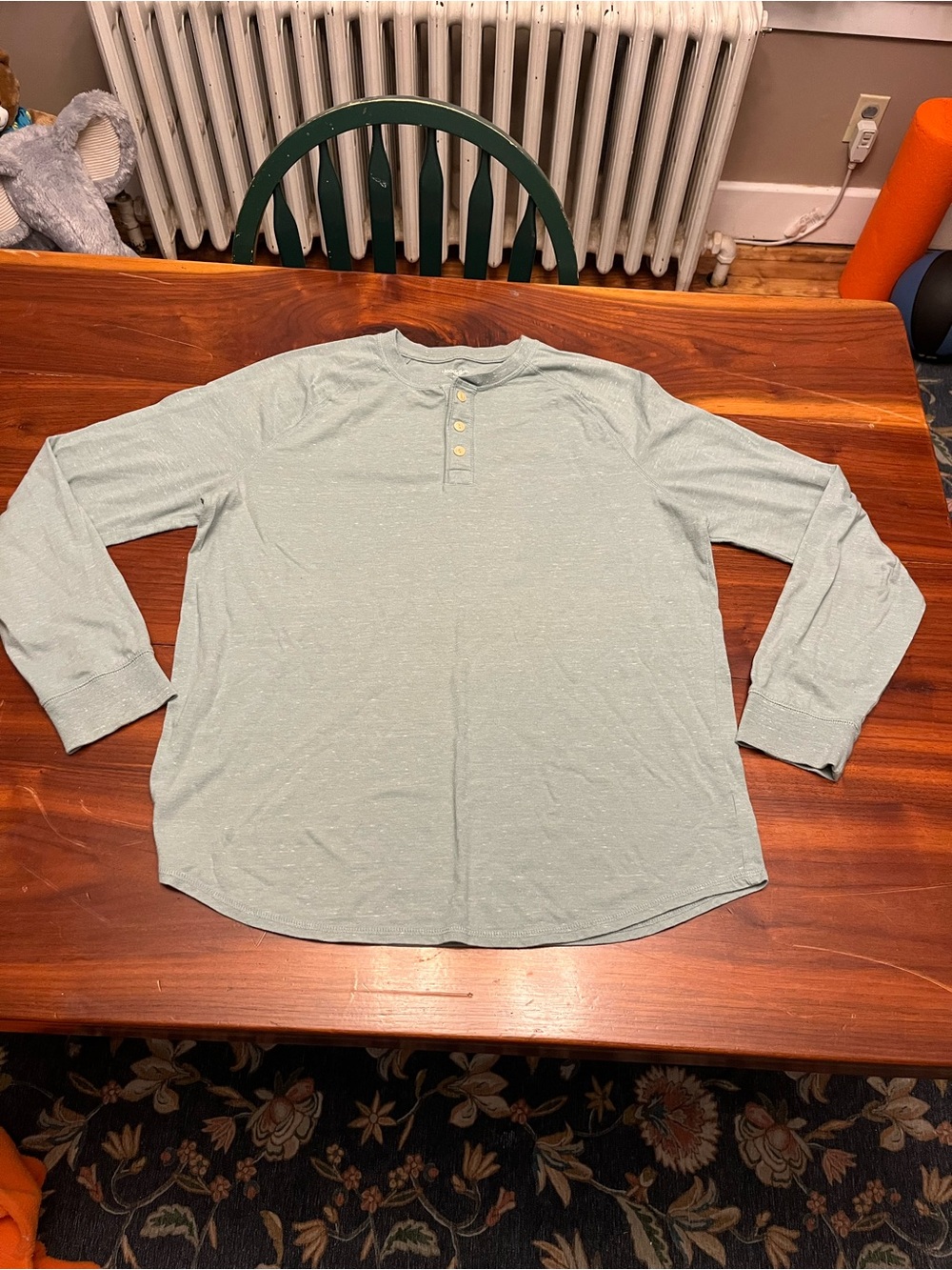 Good fellow green/gray long sleeve shirt with buttons